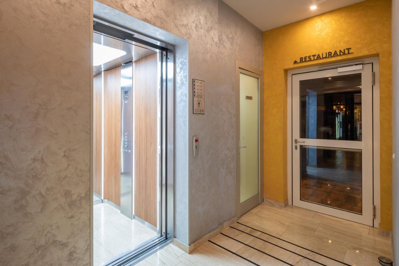Hotel apartamentowy 9