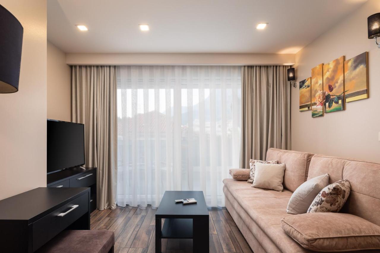 9 Hotel apartamentowy